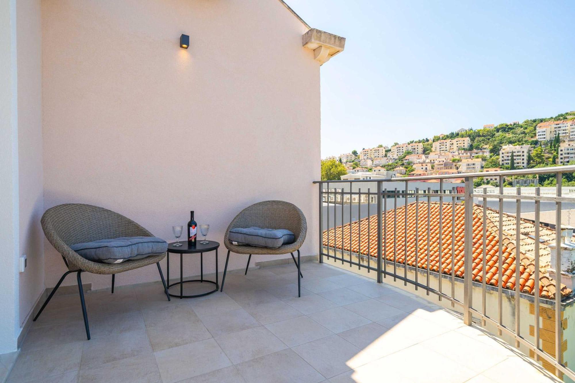 Aura - Adult Only Apartment