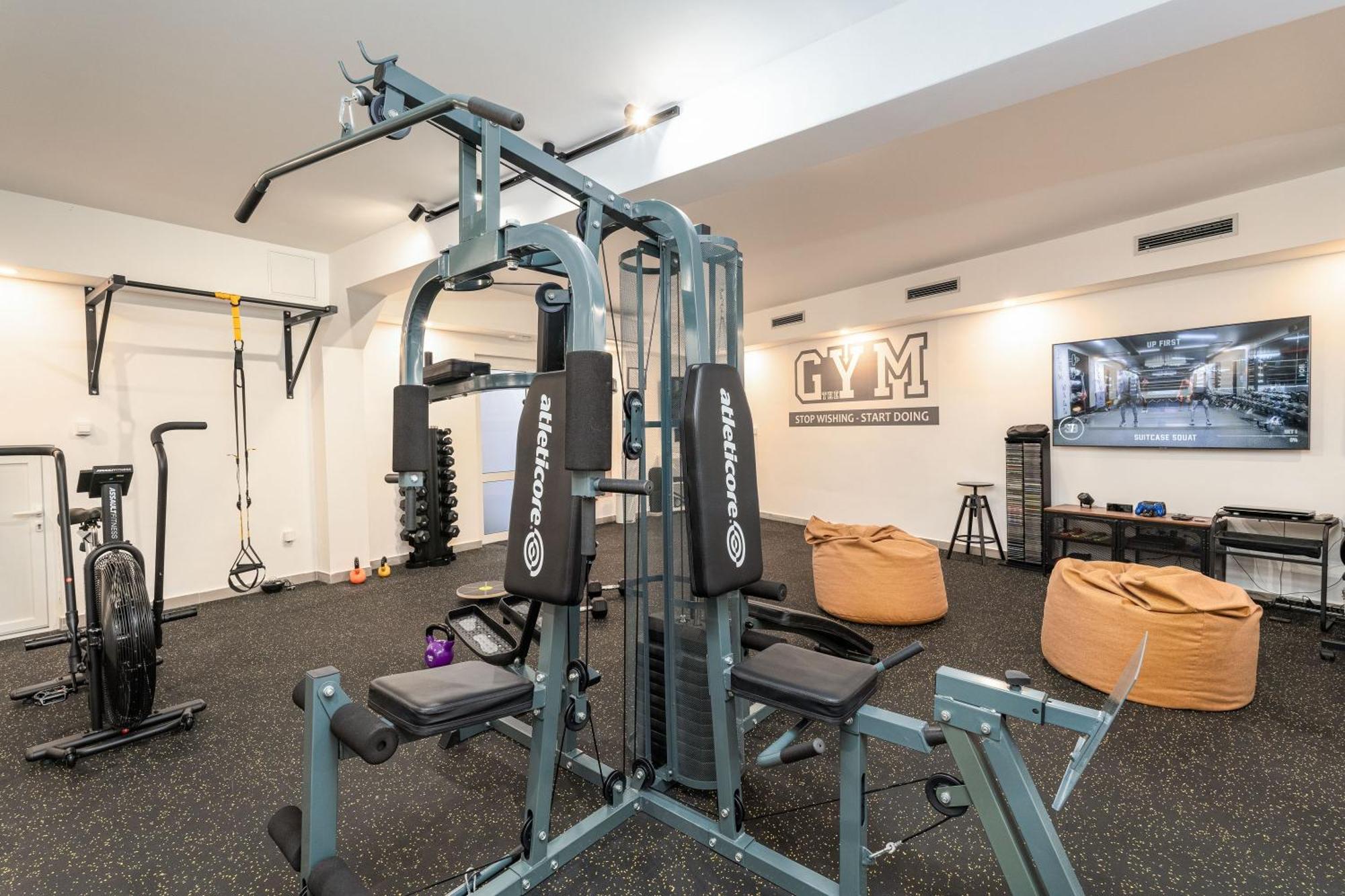 Aura - Adult Only Apartment